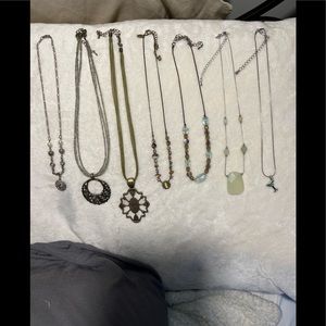 Fashion necklaces lot